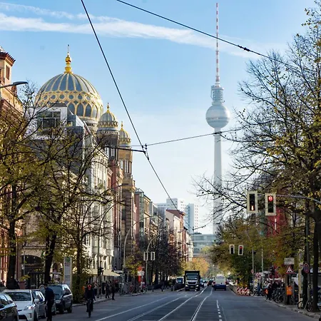 Homely - Chic Flat, View, Subway, Cafe, River Βερολίνο